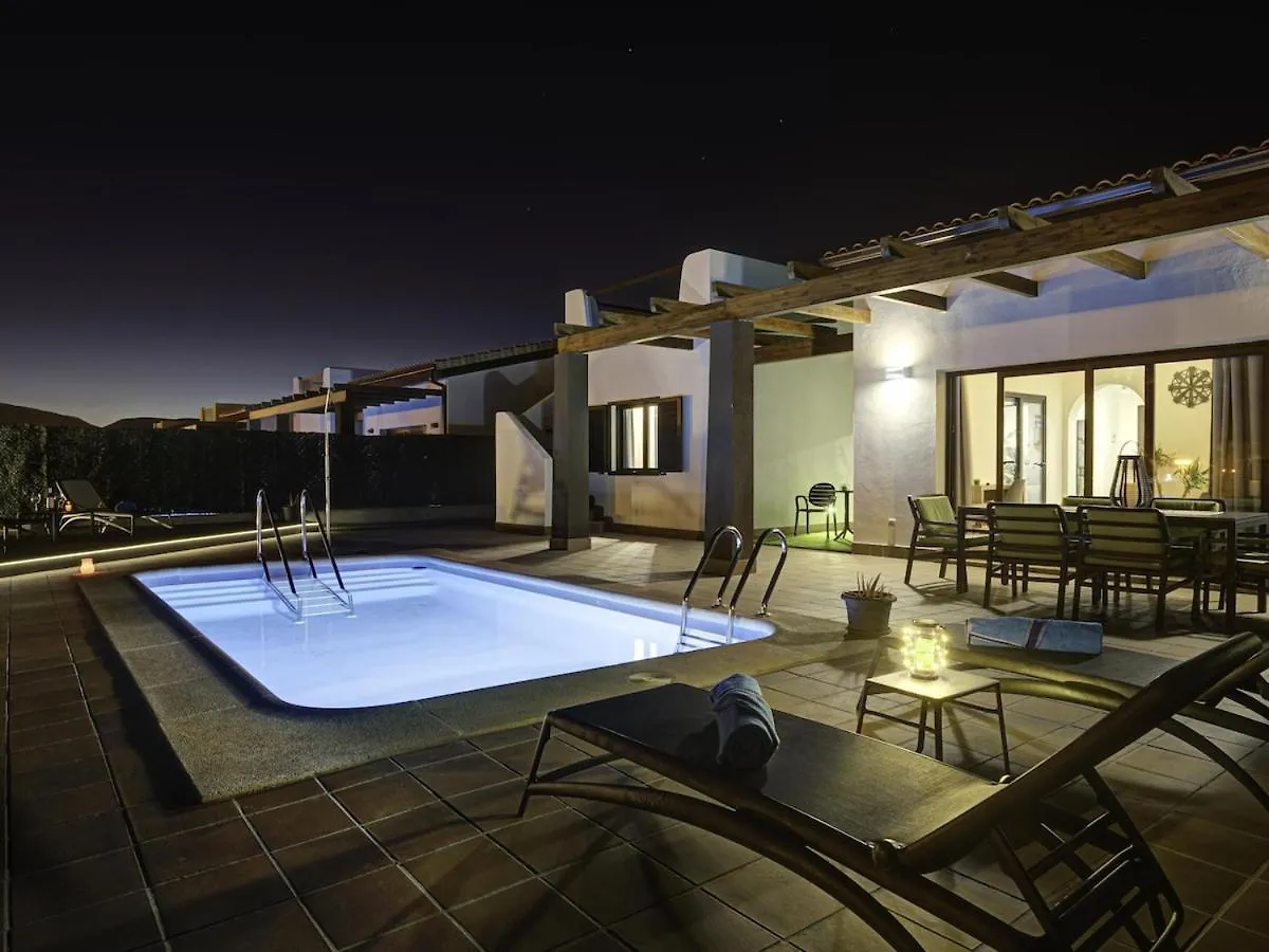 Lightbooking El Molino Piscina Privada Climatizada Villa Caleta De Fuste Spain