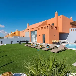 Villa Villas Elena Y Mario Ocean View, Heated Pool, Fast Fiber, Caleta De Fuste